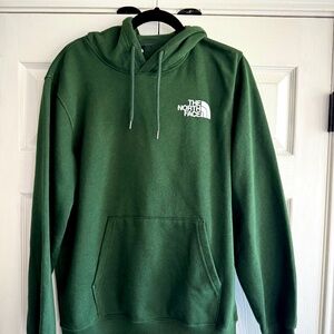 New - The North Face.  Mens Evolution Vintage Hoodie in Duck Green.  Sz M